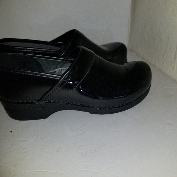 Dansko shoes size 40 - Picture 2 of 7